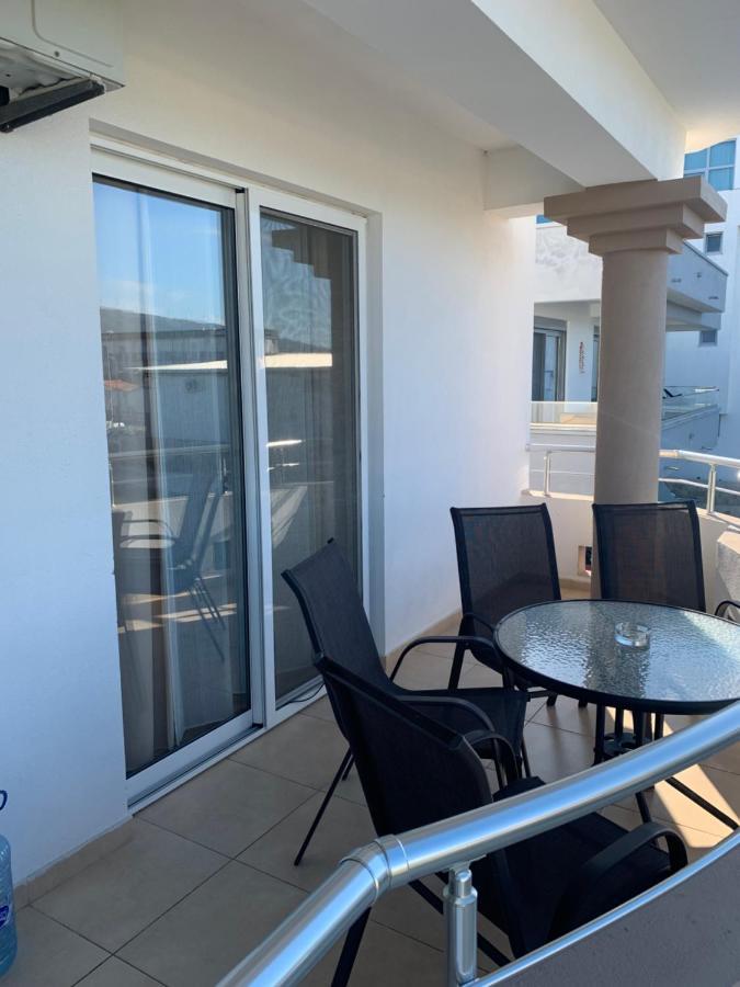 Apartmens Xhenis Lux Ούλτσιν Εξωτερικό φωτογραφία