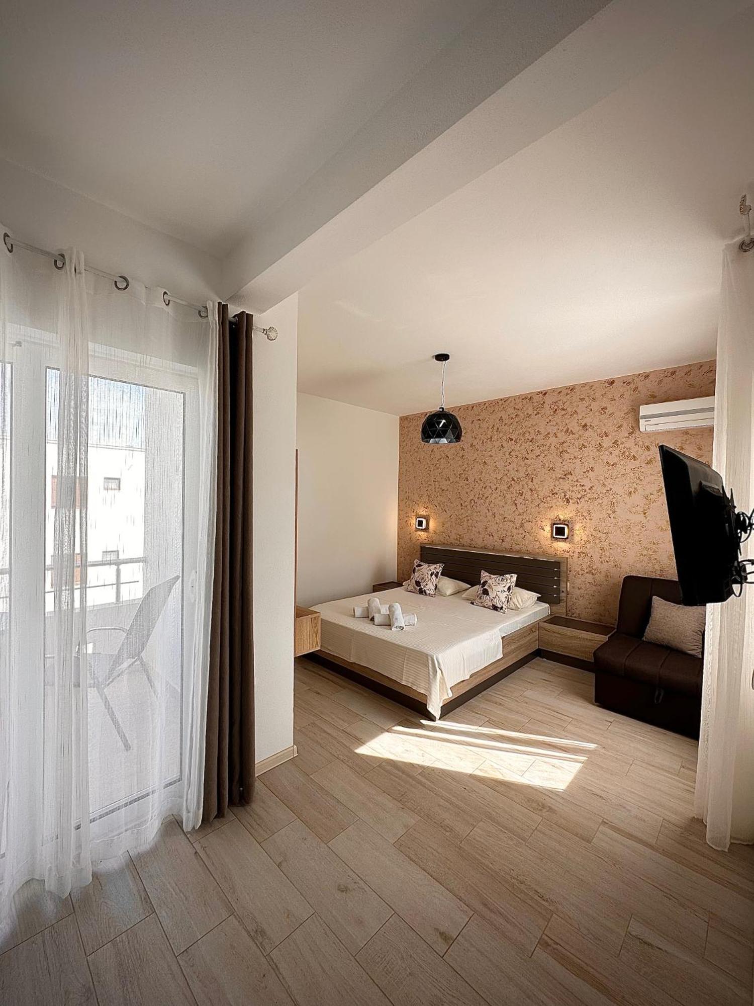 Apartmens Xhenis Lux Ούλτσιν Εξωτερικό φωτογραφία