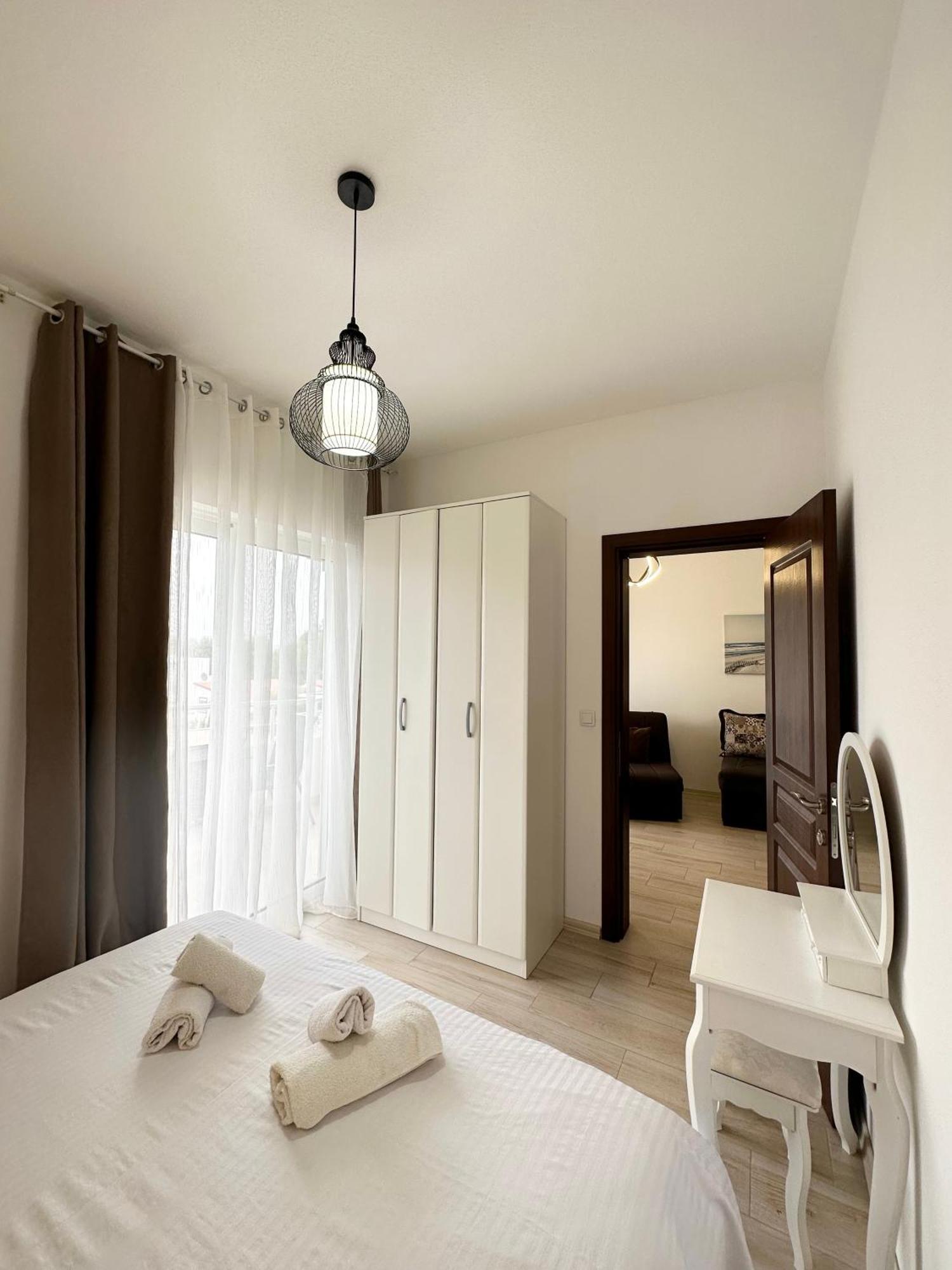 Apartmens Xhenis Lux Ούλτσιν Εξωτερικό φωτογραφία
